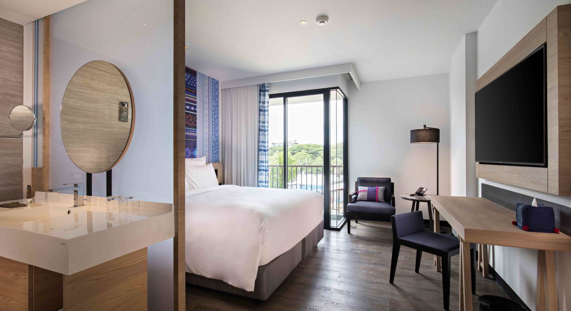 Superior King bed with Balcony Novotel Chiang Mai Nimman Journeyhub
